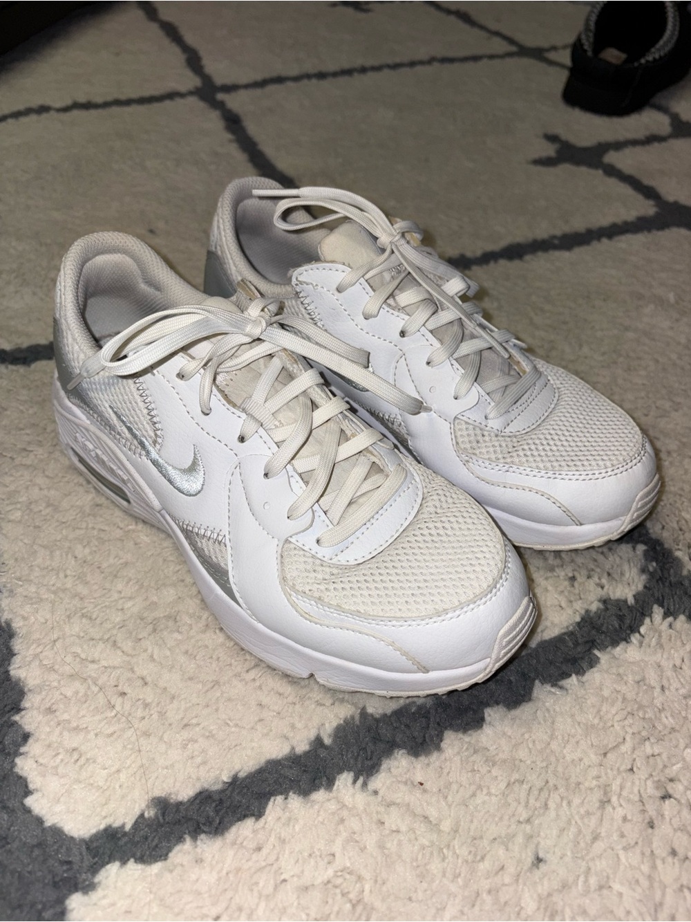 Nike Youth Women’s White Athletic Sneakers